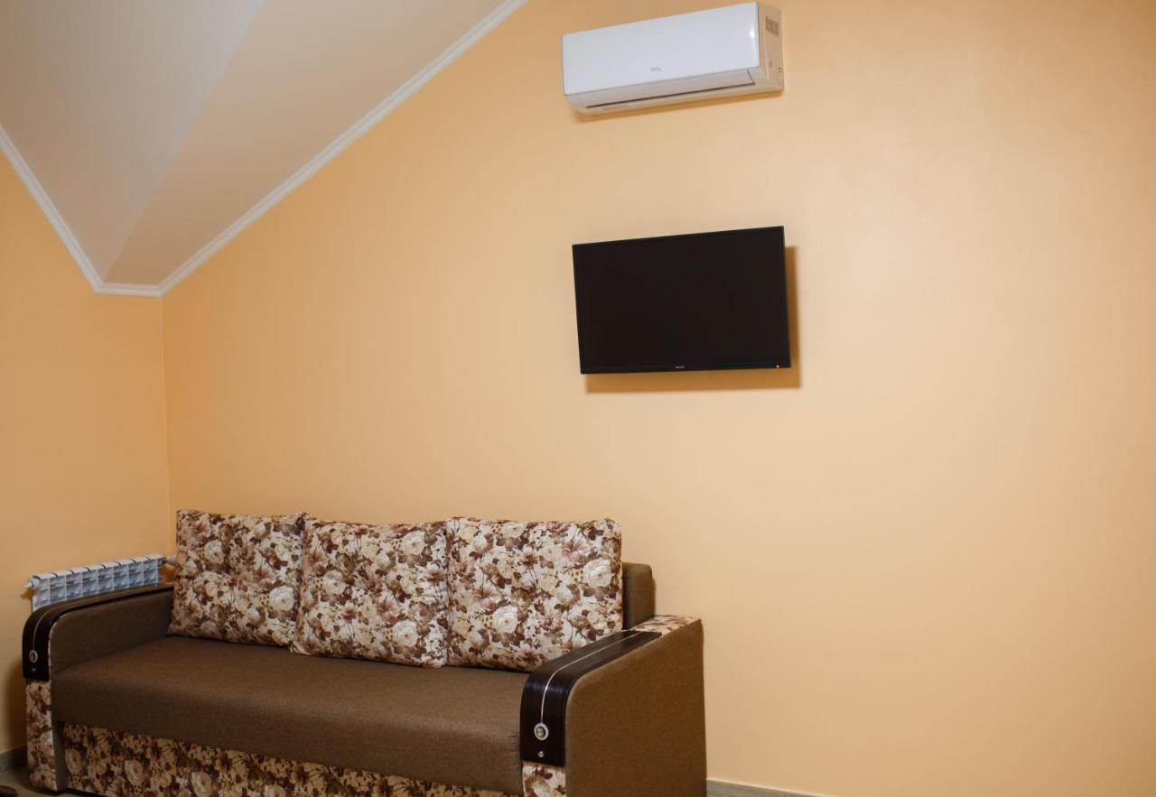 Золота Поляна Apartment Bagian luar foto