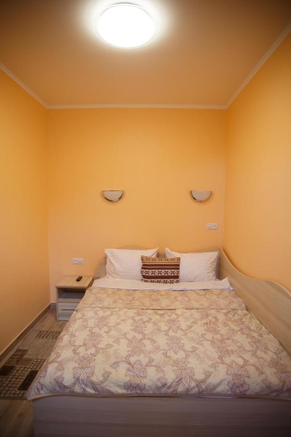 Золота Поляна Apartment Bagian luar foto