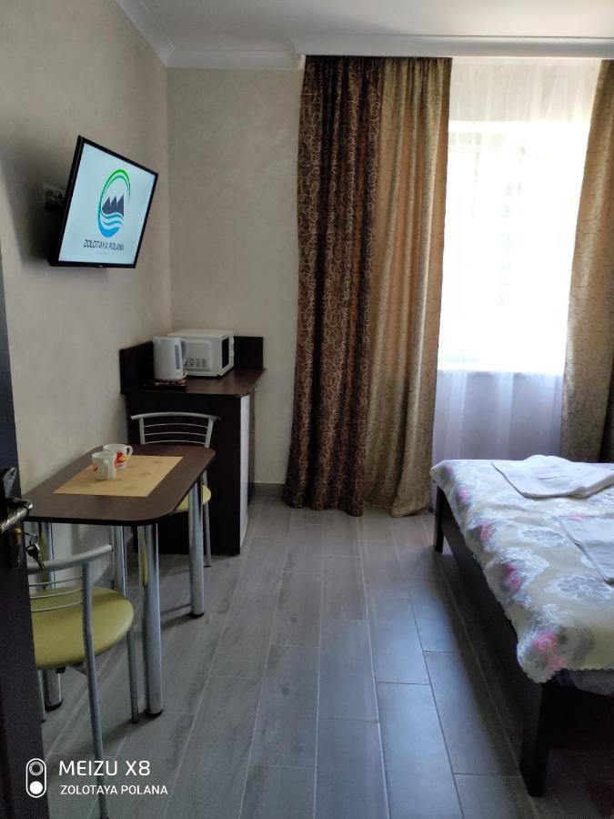 Золота Поляна Apartment Bagian luar foto